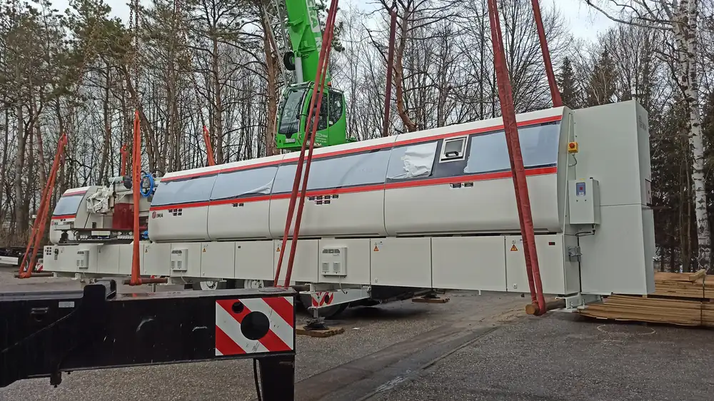 Die neue Anlage auf dem Tieflader